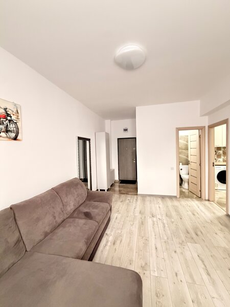 Actiunii, apartament 2 camere de vanzare, loc de parcare sector 4