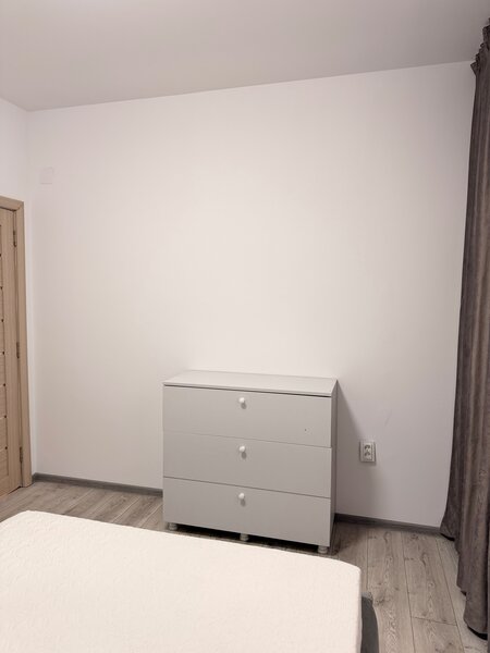 Actiunii, apartament 2 camere de vanzare, loc de parcare sector 4