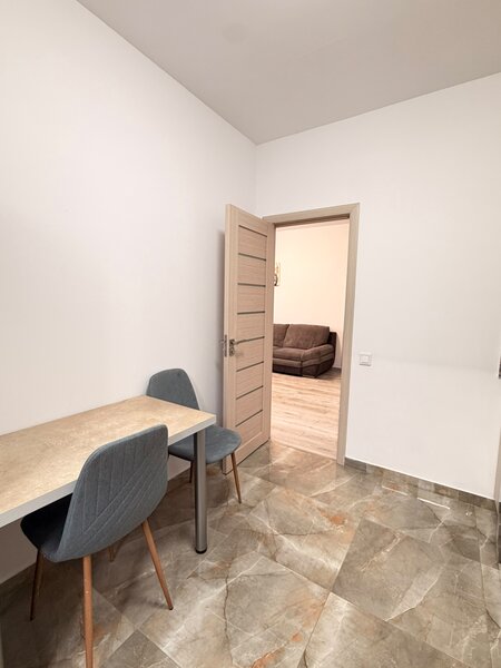 Actiunii, apartament 2 camere de vanzare, loc de parcare sector 4