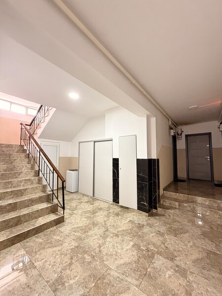 Actiunii, apartament 2 camere de vanzare, loc de parcare sector 4